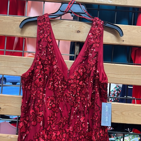 NWT,Alex & Eve from Alex evenings Sequin Floral Sheath Dress
,red - Picture 6 of 17